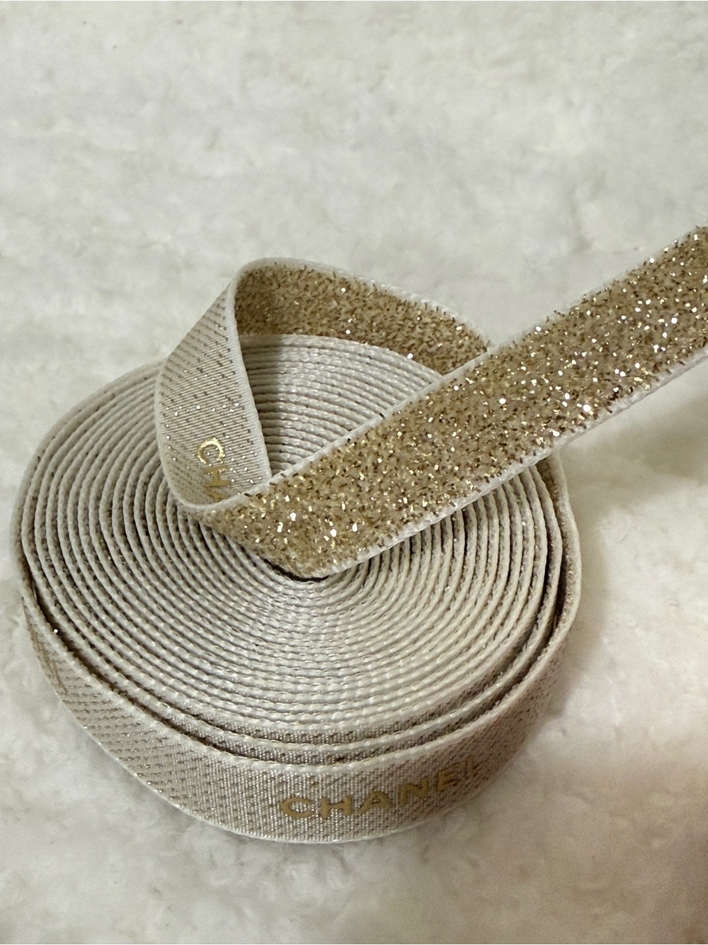 Chanel ribbon - Picture 3 of 3